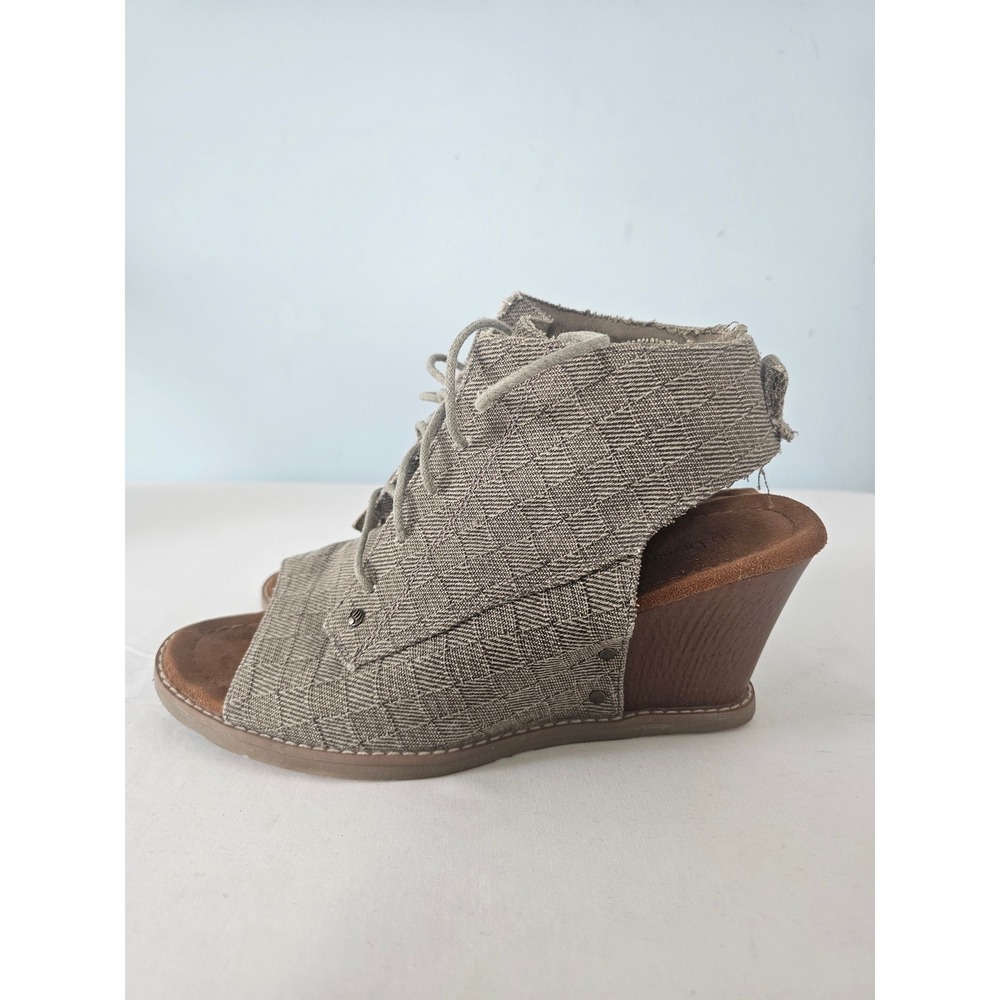 Boho Bearpaw Wedge Sandal Booties Womens 8 Olive Green Lace Up Open Toe Studded